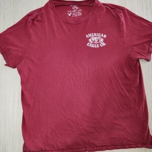 American Eagle Outfitters Maroon Short Sleeve Tee